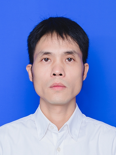 魅力中年的第一张照片--广东男同性恋服务网